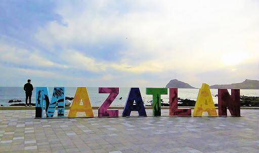 Rutas de Transportación Marítima de California TMC Logo Mazatlán MZ